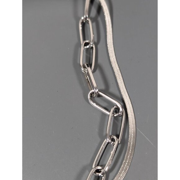 CATO Set of 2 Silver Tone Chain Necklaces Paperclip Chain Herringbone 20" NEW - Picture 4 of 7